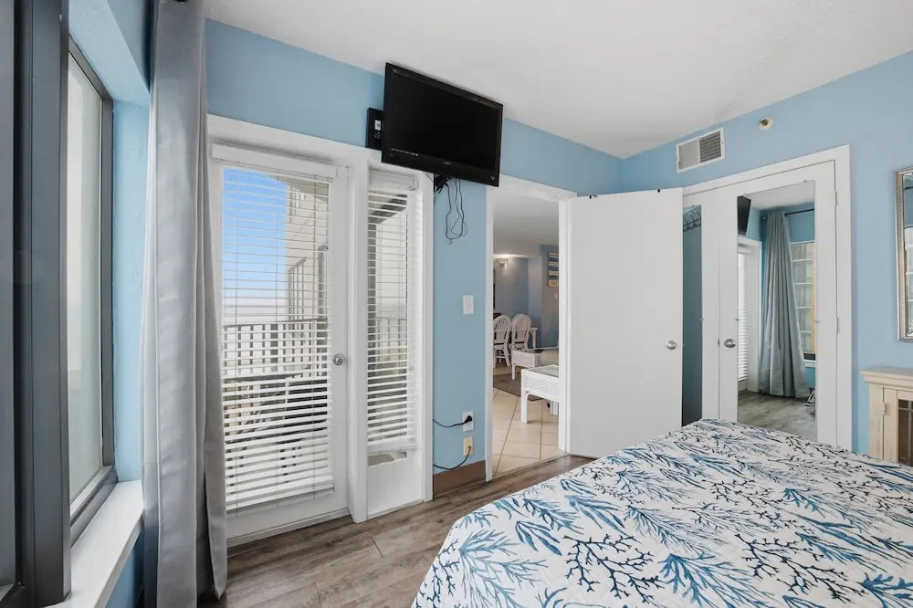 Full Kitchen S Ocean Blvd Beach Retreat 2 Bedroom Condo