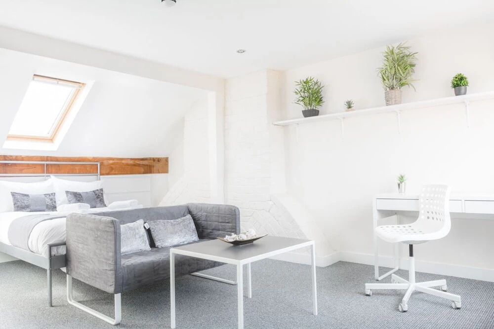 Platinum SA - Sefton Suites