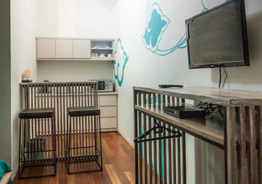 Nau Here Hostel