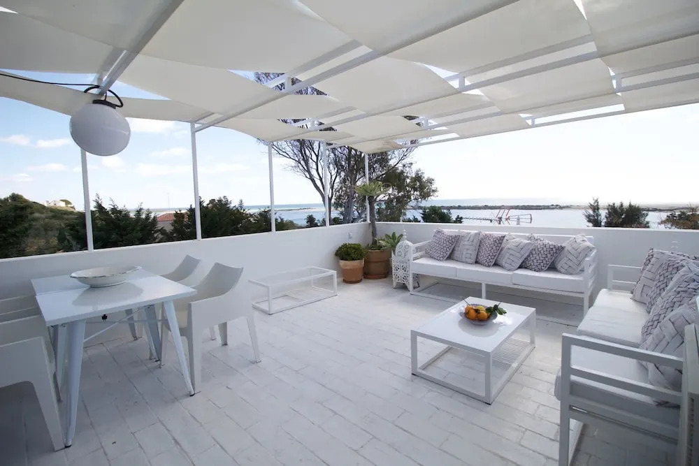 Horta do Mar 2 by Lightbooking