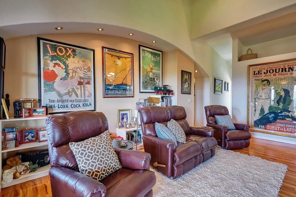 Scenic Bay View Sublime In East San Jose! 2 Bedroom Home