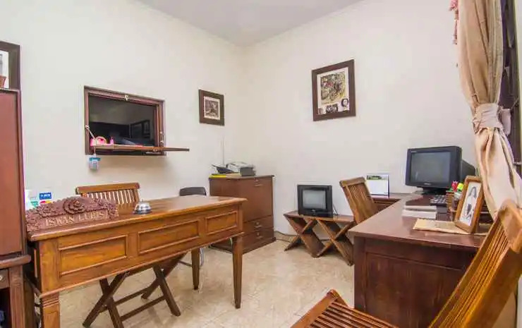 Adalia Homestay- Semarang (Syariah)