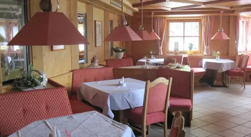 Hotel Schöpf - Mountain Hideaway