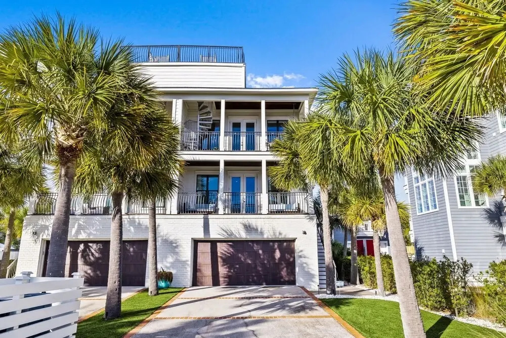 Peaceful Easy Feeling 156 Chivas Lane, Unit B 4 Bedroom Home by RedAwning