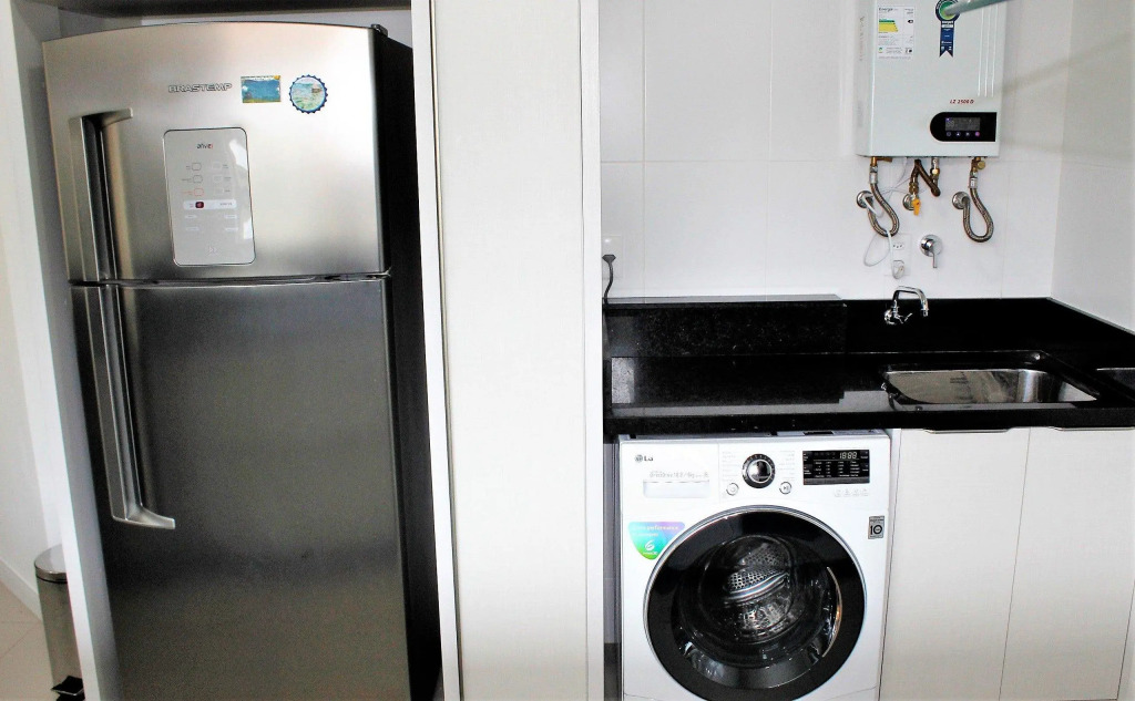 1072 - Apartamento 3 suítes Alto Padrão com SPA na Praia de Bombinhas
