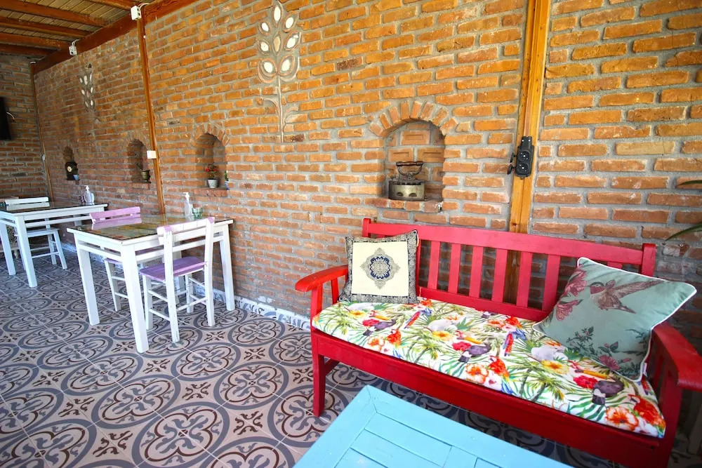 Ilyada Hotel