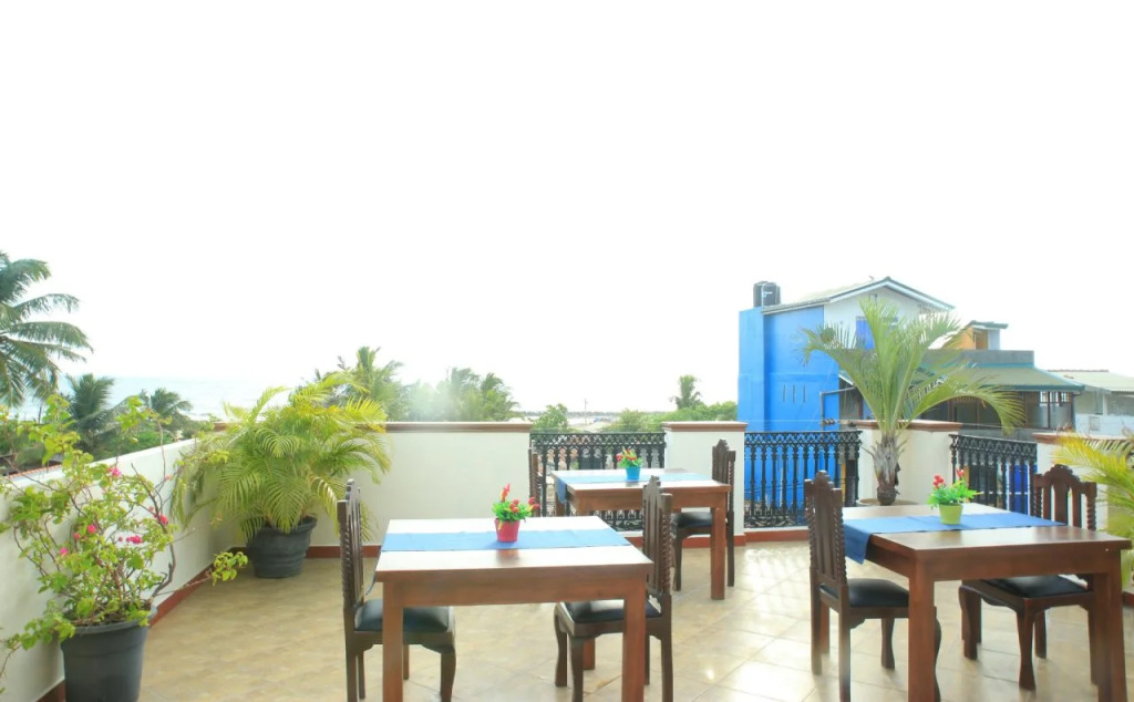 The Ocean Pearl Hotel Negombo