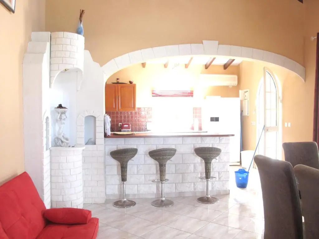 Spacieuse villa à Deshaies avec piscine privée