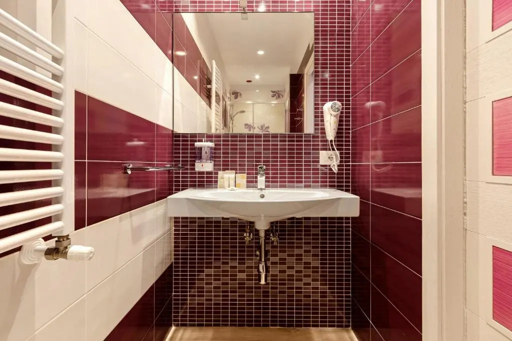 Tiffany Suites