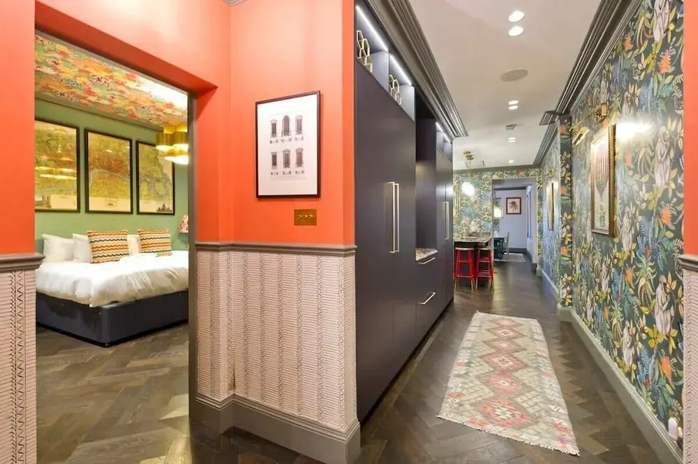 3 Bed Kensington Garden Flat