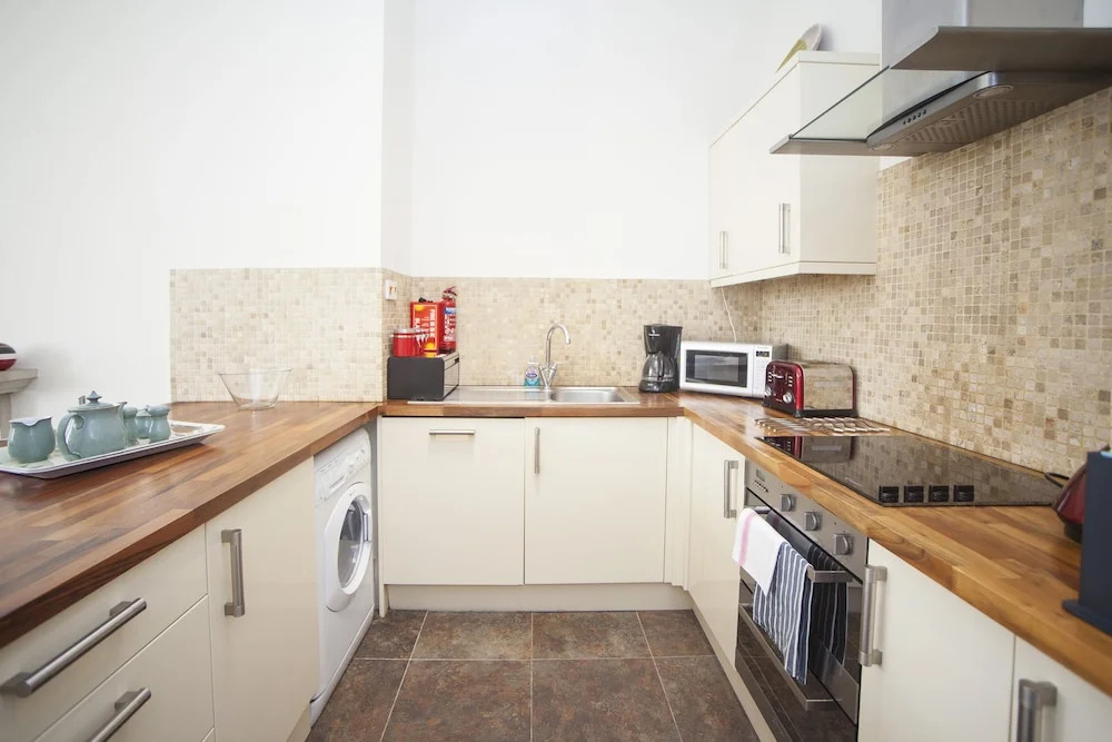 The Green Park Apartment