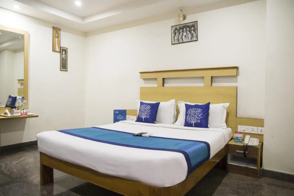 Hotel SLV Grand