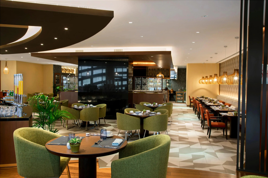 Pearl Rotana Capital Centre
