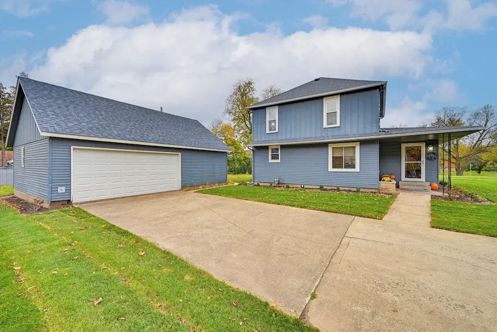 Home on Legacy Hills Golf Course w/ Patio!