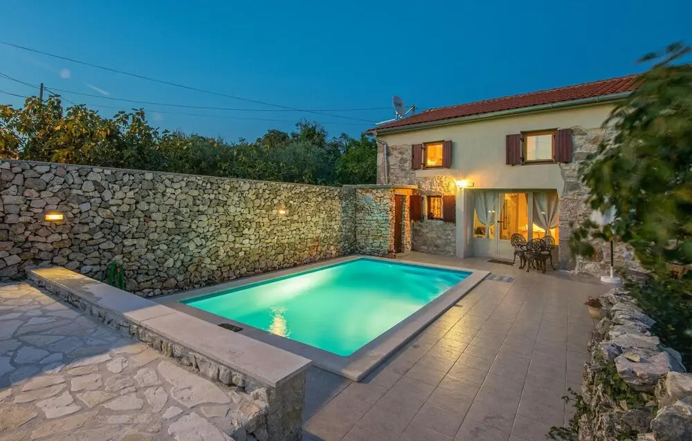 Awesome Home in Krk With Wifi and 2 Bedrooms