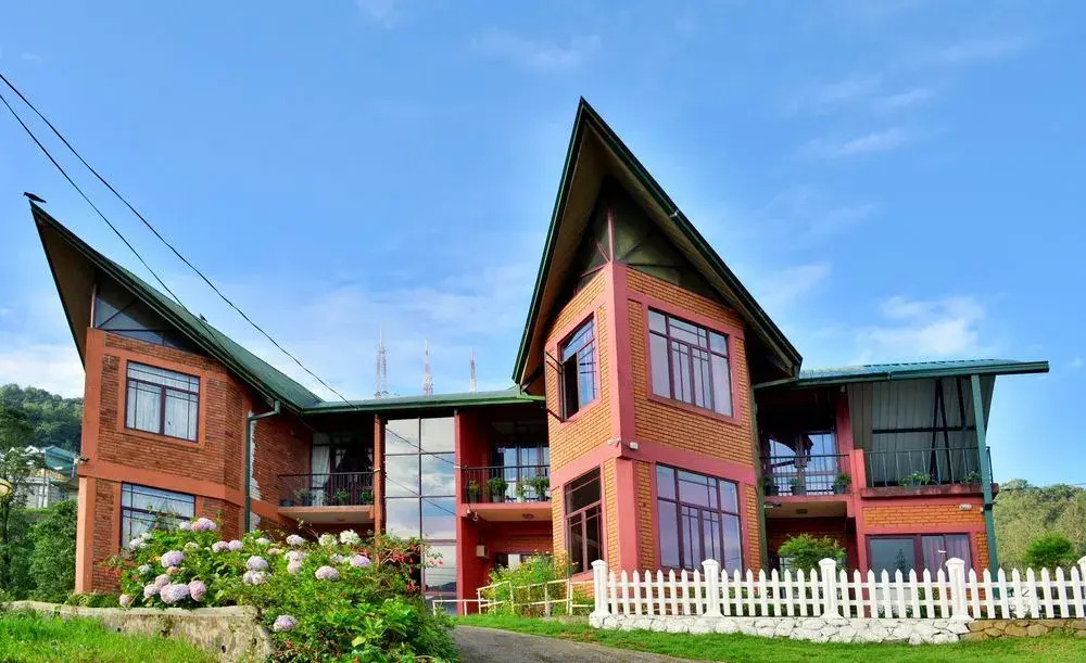 Hw Holiday Resort