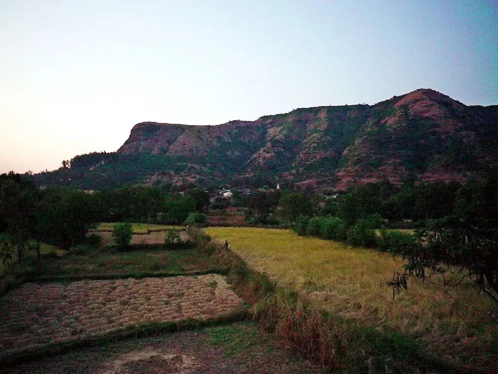 OYO 19578 Home Mountain View 3BHK Lonavala