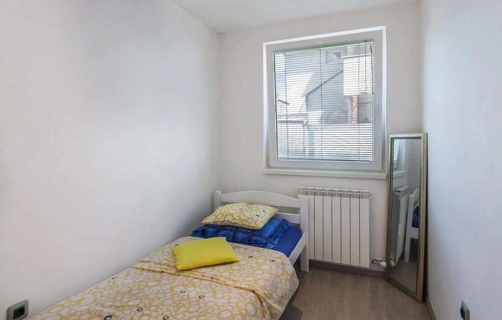 Stunning Apartment in Fazana With Wifi and 3 Bedrooms