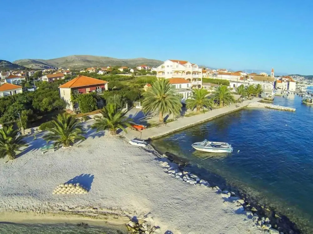 Apartment in Seget Donji Near Trogir Old Town