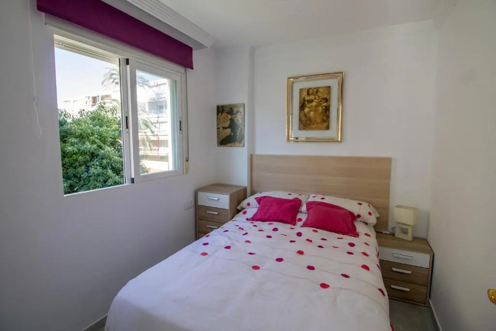 Edificio Granada by IVI Real Estate