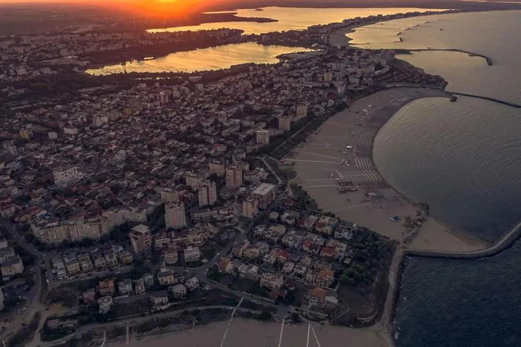 Tomis Apartament