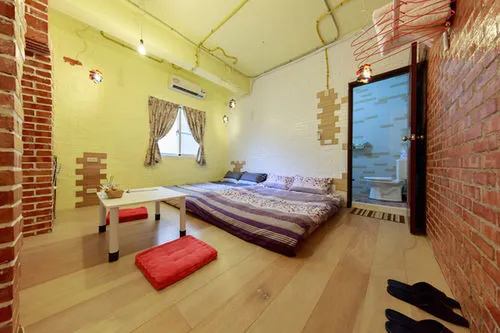 Roaming Ancient Bed and Breakfast