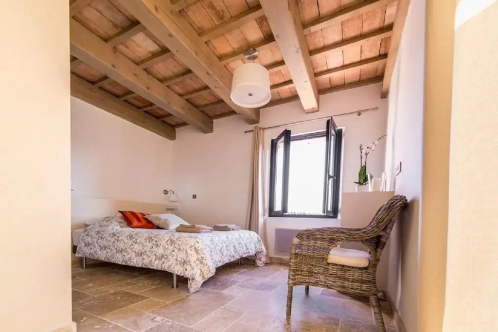 O Patio Du Mas