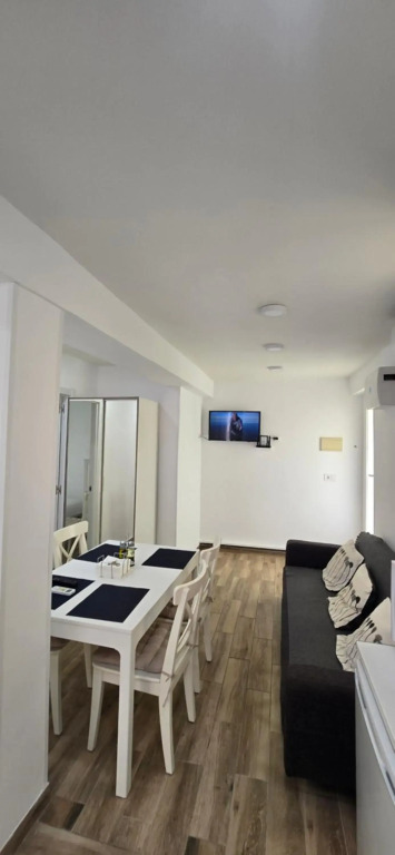 2 bedrooms, Las Plumas