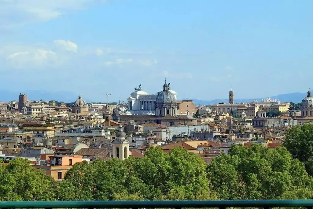 Sant Onofrio Terrace Apartment