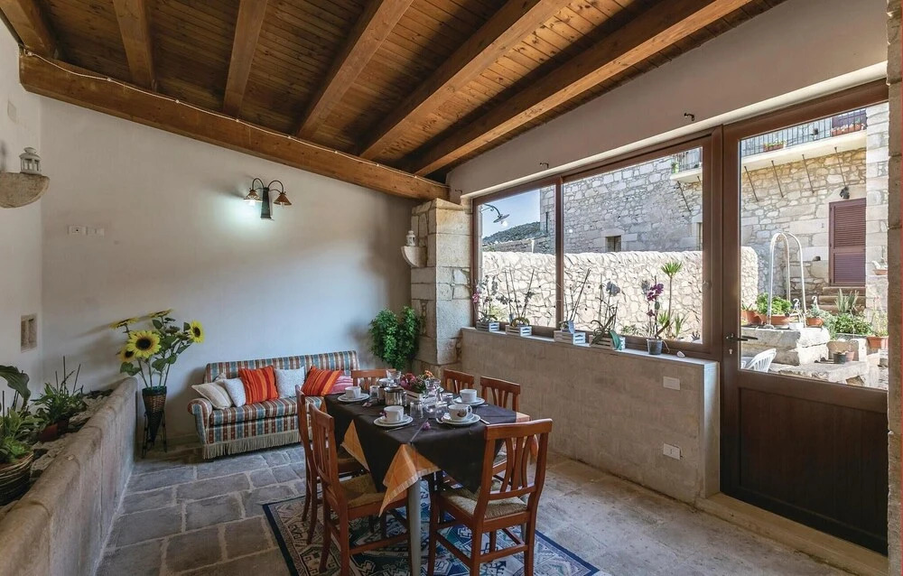 Lovely Home In Ragusa With Outdoor Swimming Pool