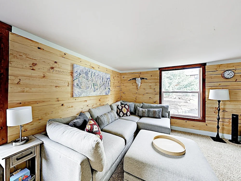 New Listing! Ski Haven - Walk To Resort Base 2 Bedroom Condo
