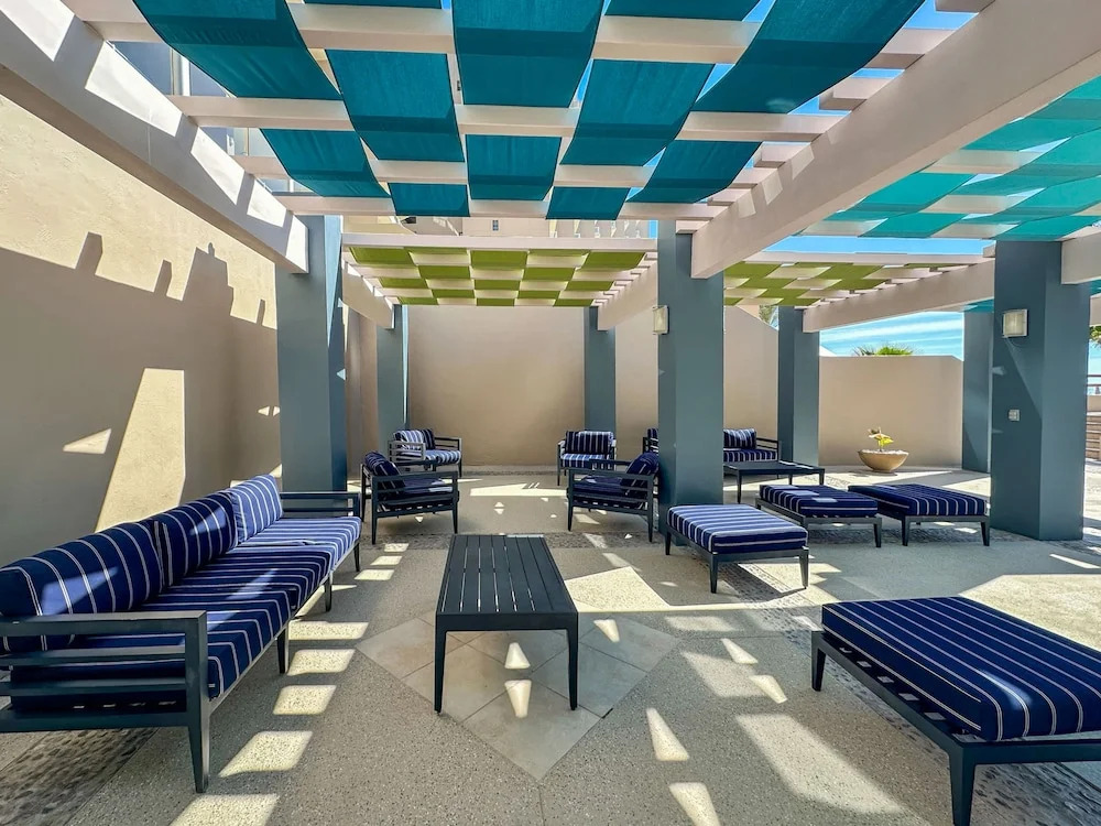 Oceanfront Vibes Iconic Beachside Getaway