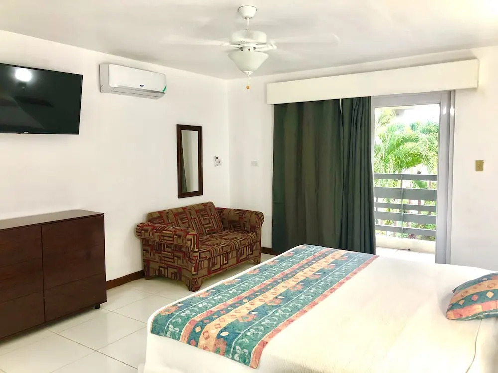 Negril Beach Club Condos