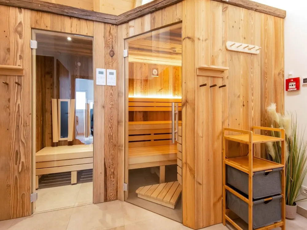 Golden Lodges Rauris Resort With Parking