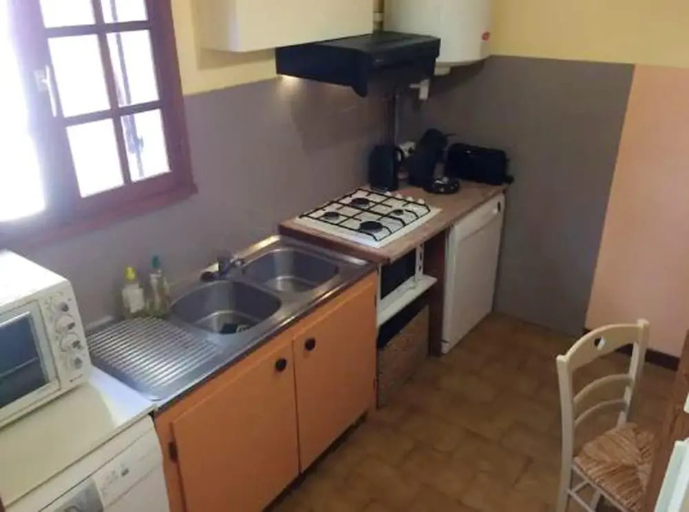 House with 3 Bedrooms in Lecci, with Enclosed Garden And Wifi
