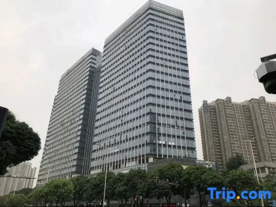 Kairui International Apartment (Guangzhou Huangpu Dasha East Subway Station)