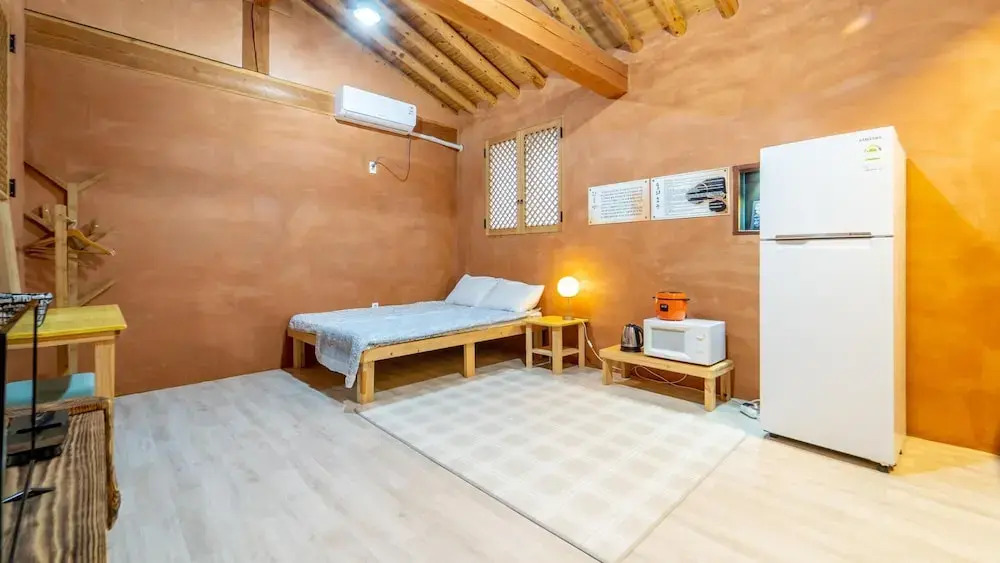 Jeju Bijasupgil15 Pension