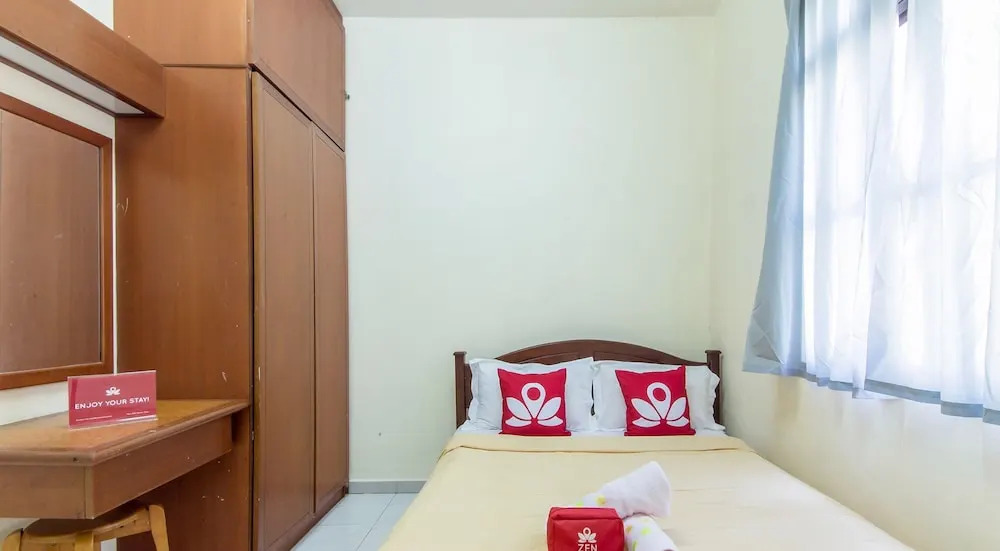 ZEN Home Lagenda Homestay