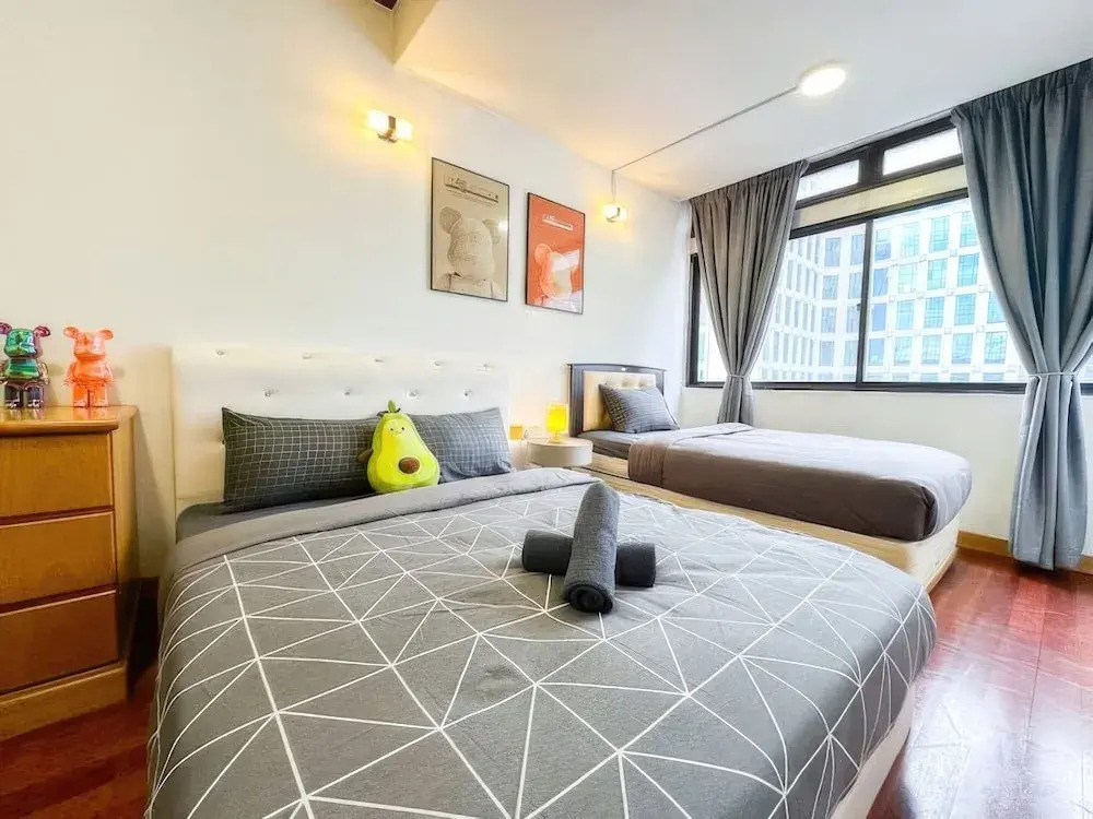 AJ-HOME Fahrenheit 88 Pavillion Bukit Bintang 8pax