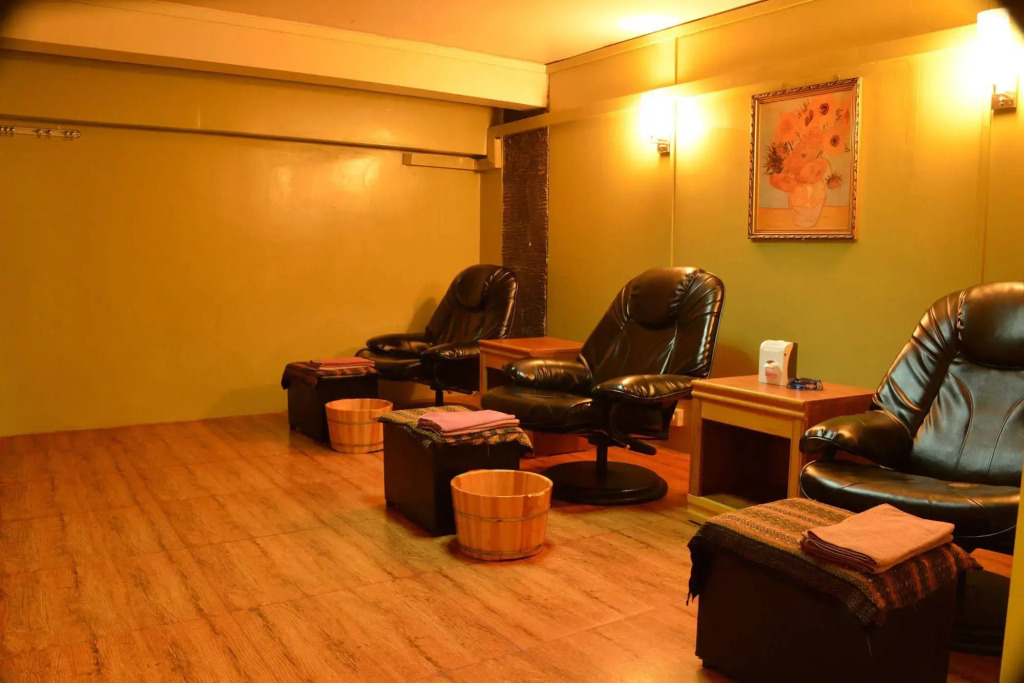 Great Wall Hotel