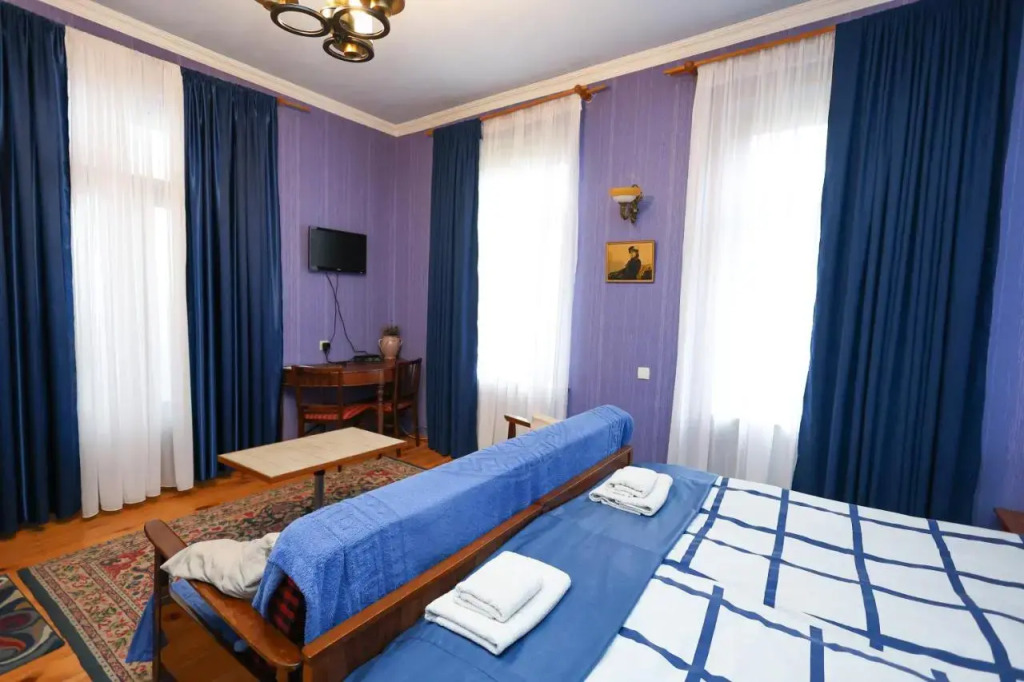 Guest house Evdoshvili St N5
