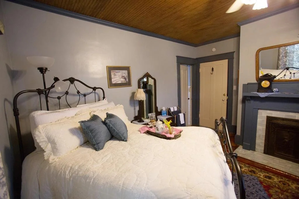 Bees B & B
