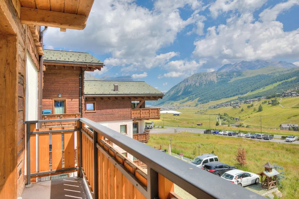 Wood House Livigno Ski in - Ski out 10m