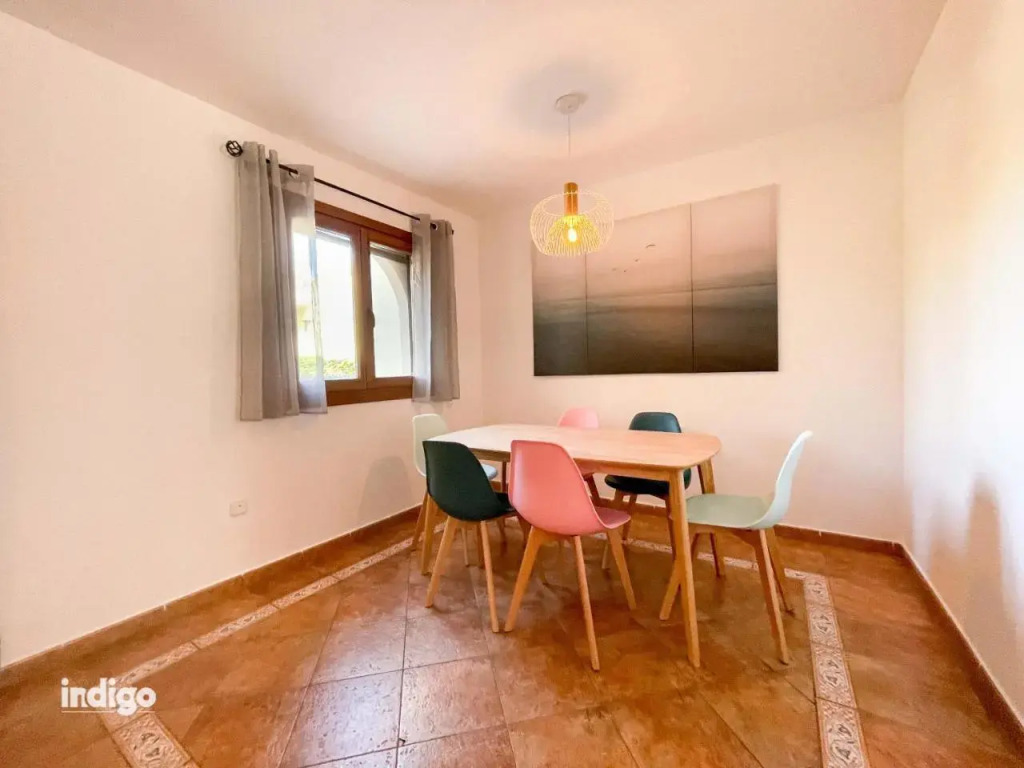 Town House with Garden and Pool Access