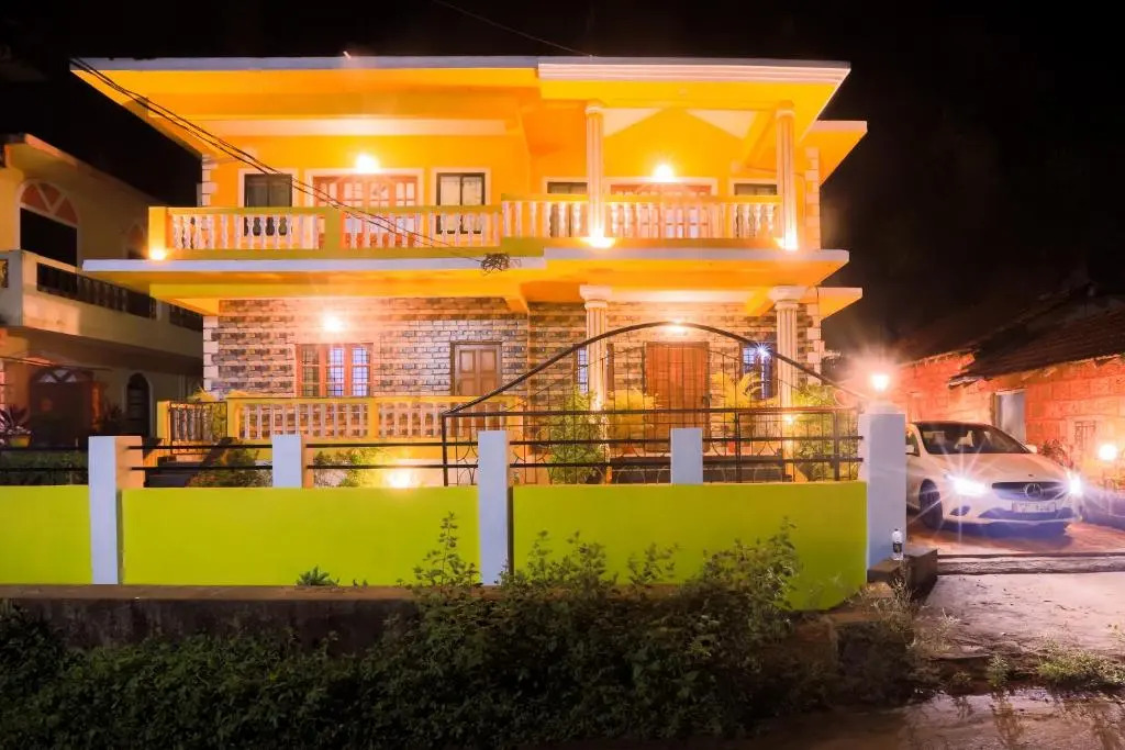 Pinnacle Mist , Calangute Beach Road