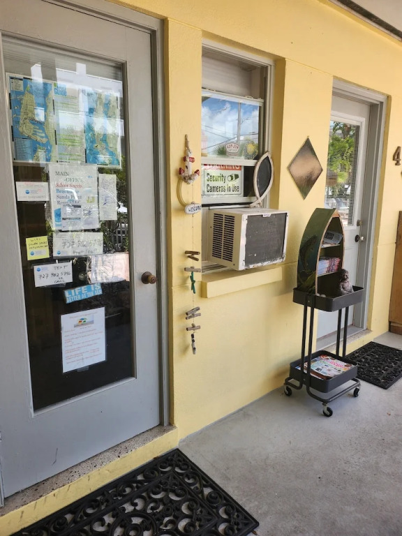 Silver Sands Motel