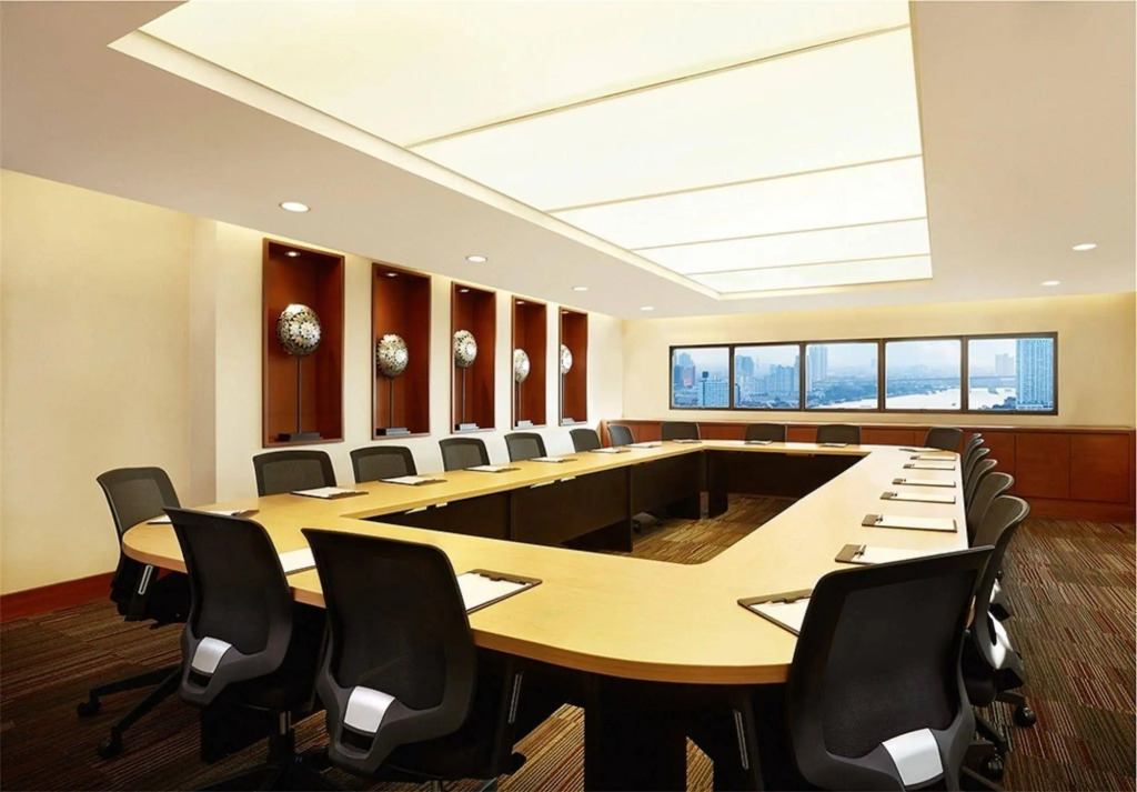 Centre Point Plus Hotel Silom