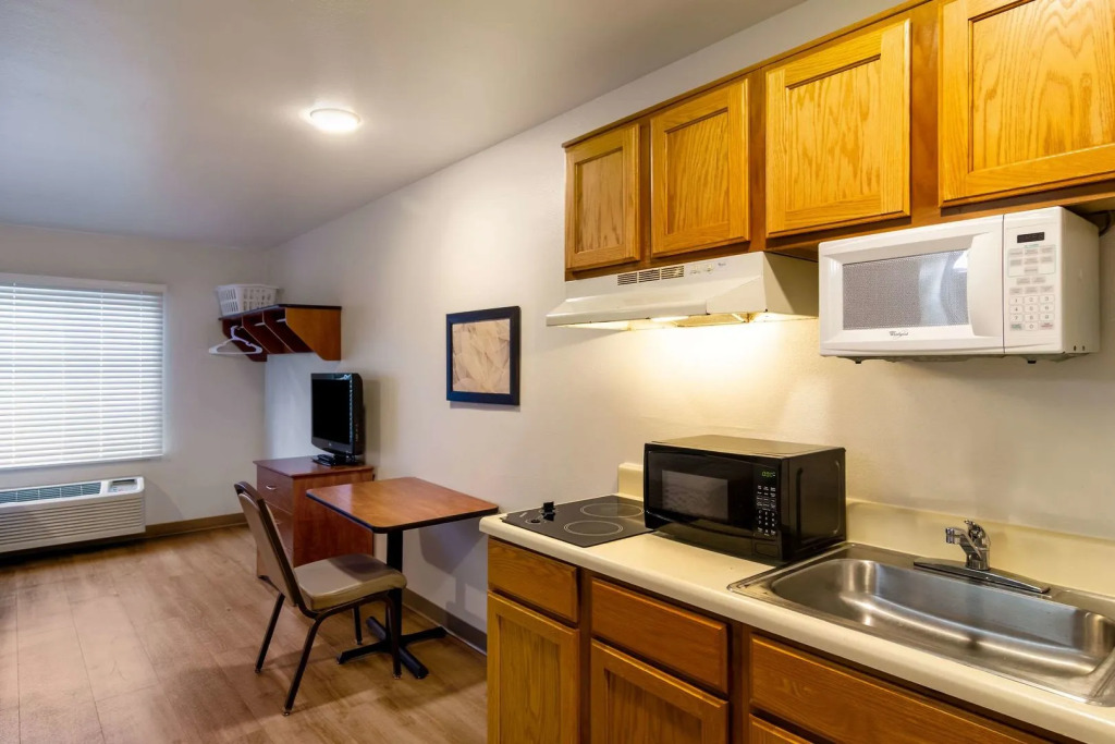 WoodSpring Suites Jacksonville I-295 East
