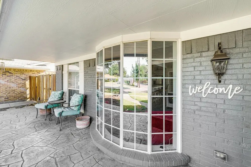 Yard + Patio: Dallas Area Home By Parks & Dining