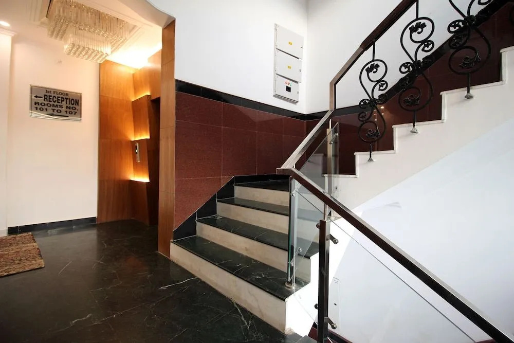 Capital O 18777 Chanson Hotels